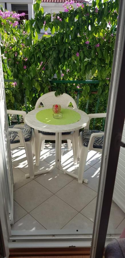 Apartmani Sonja Makarska Exterior photo