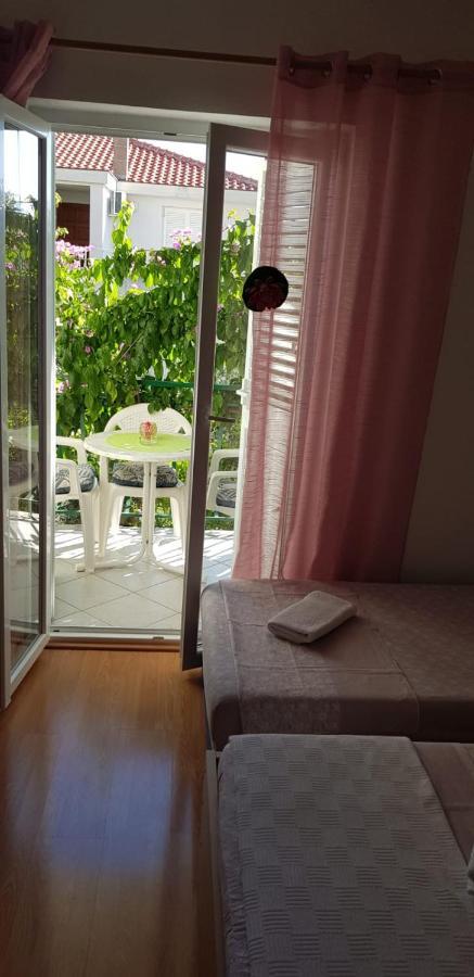 Apartmani Sonja Makarska Exterior photo
