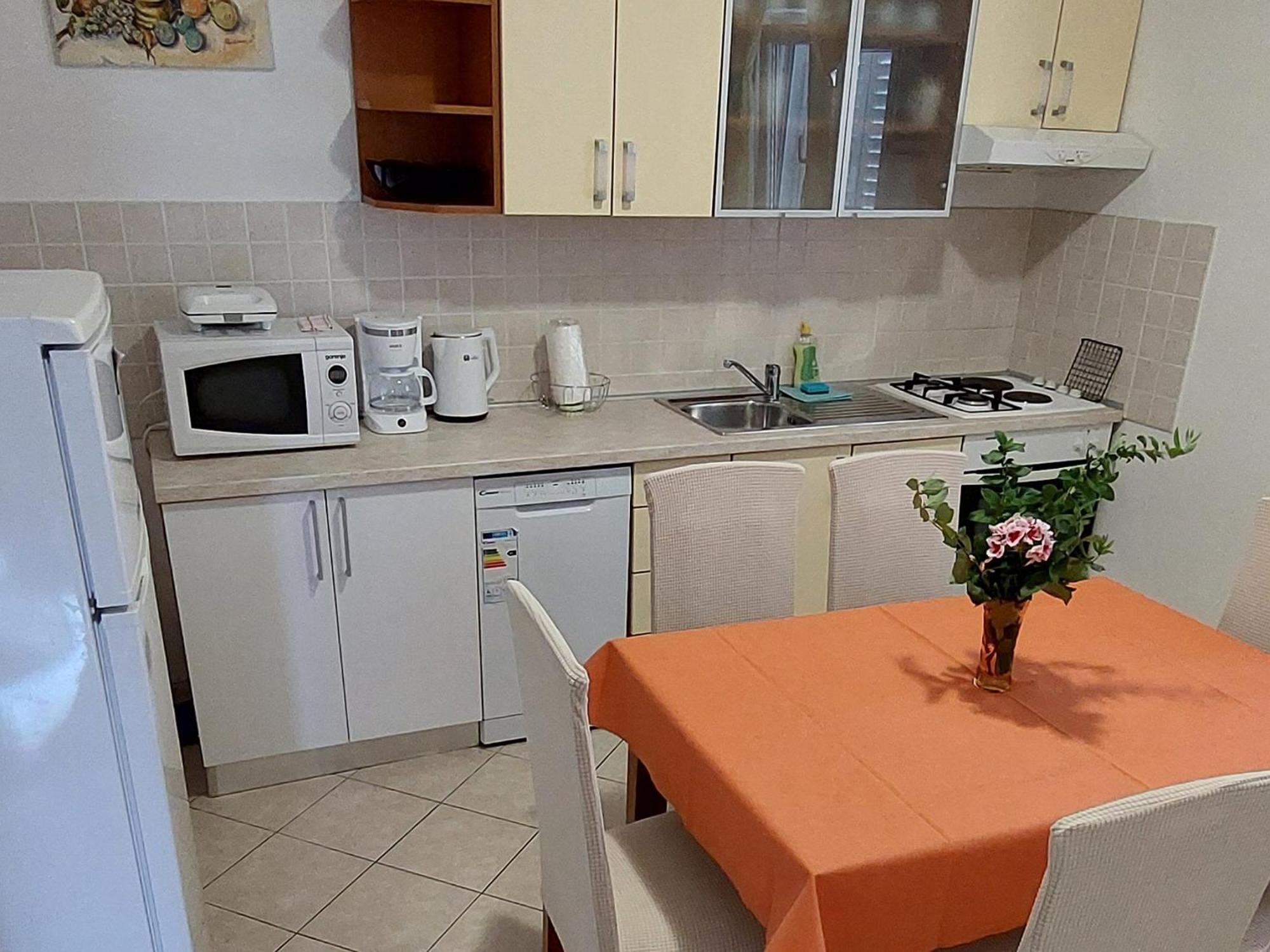 Apartmani Sonja Makarska Exterior photo