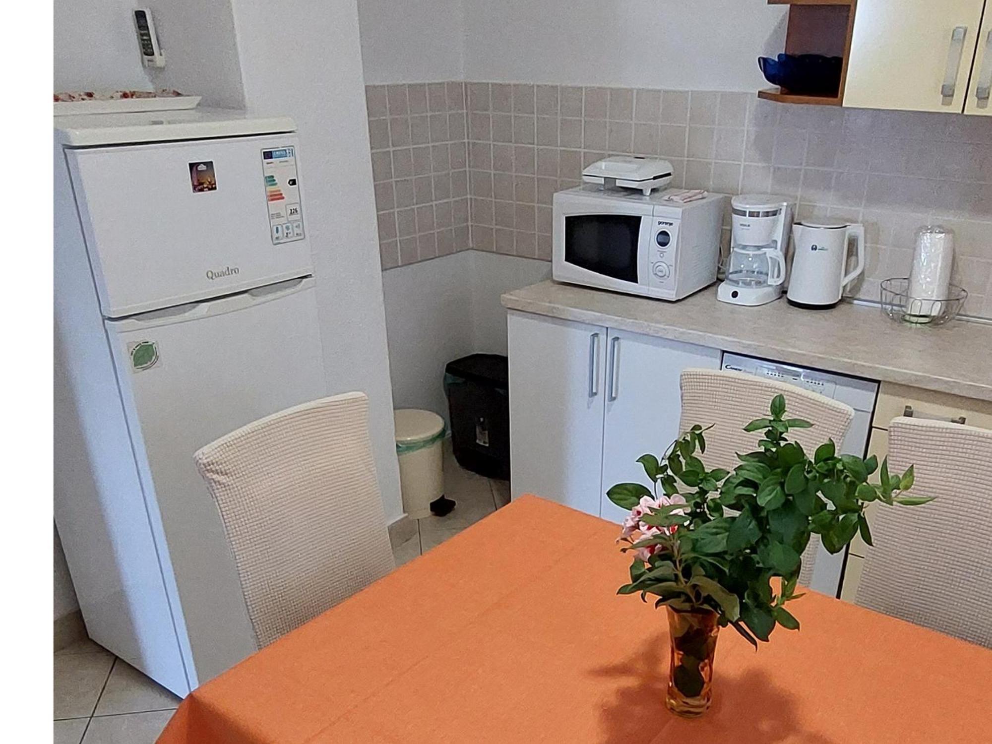 Apartmani Sonja Makarska Exterior photo