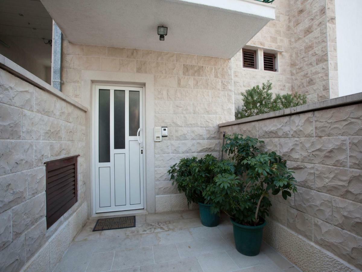 Apartmani Sonja Makarska Exterior photo