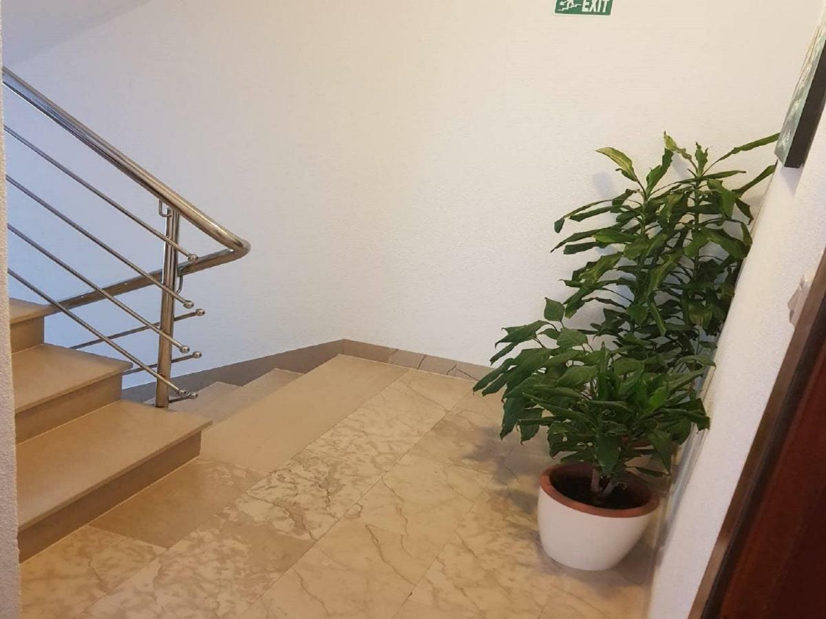 Apartmani Sonja Makarska Exterior photo