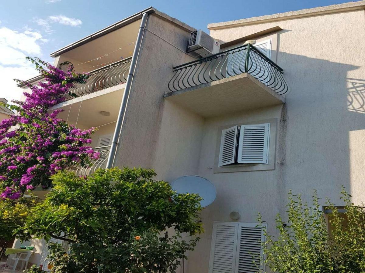 Apartmani Sonja Makarska Exterior photo